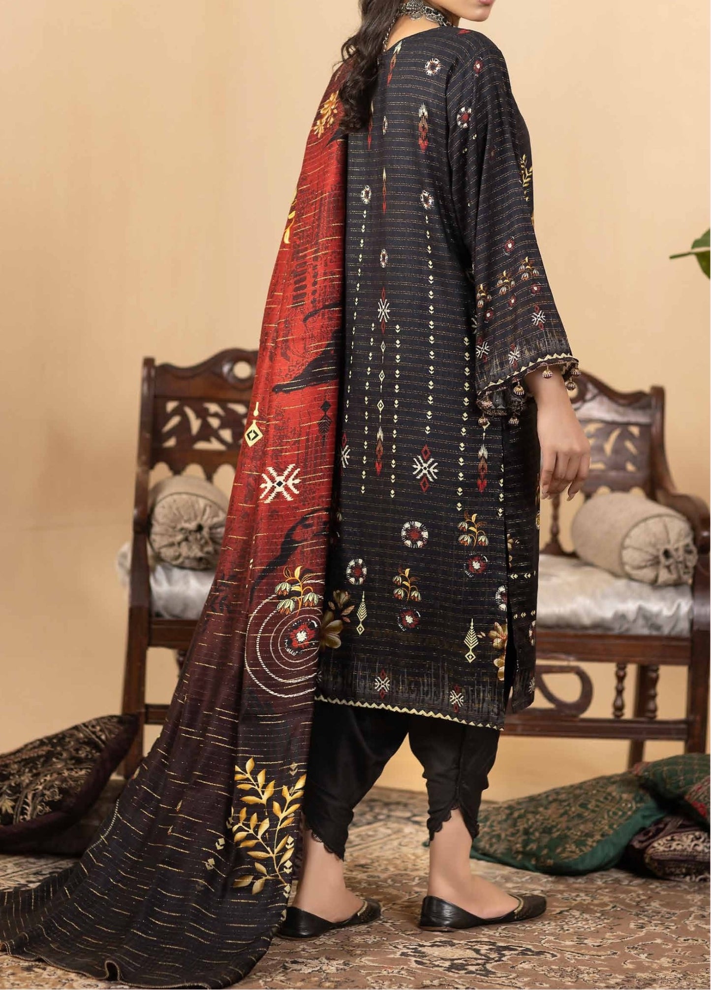 Digital Printed Unstitched 3 Piece Luxury Linen - Black