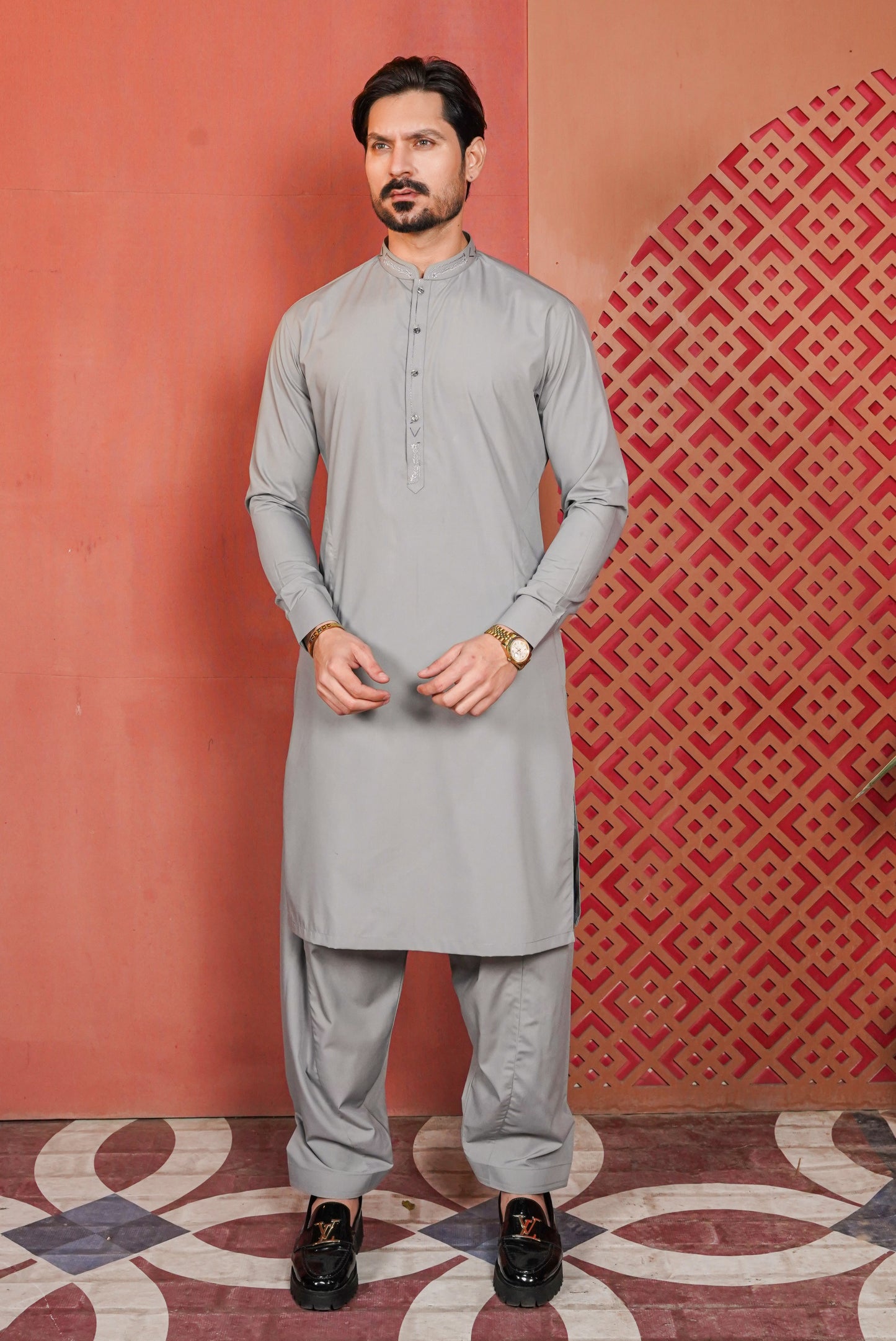 Gray Detailing Kameez Shalwar