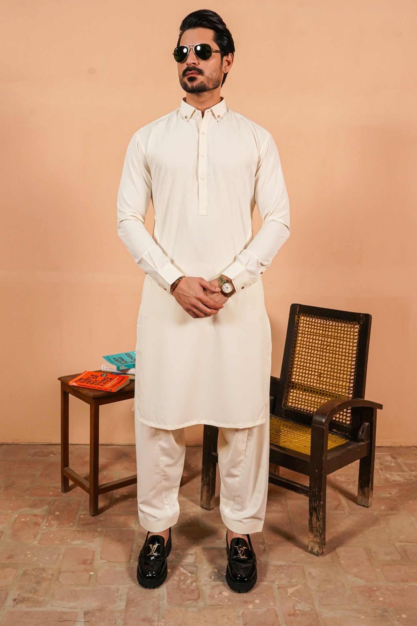 Boski Detailing Collar Kameez Shalwar