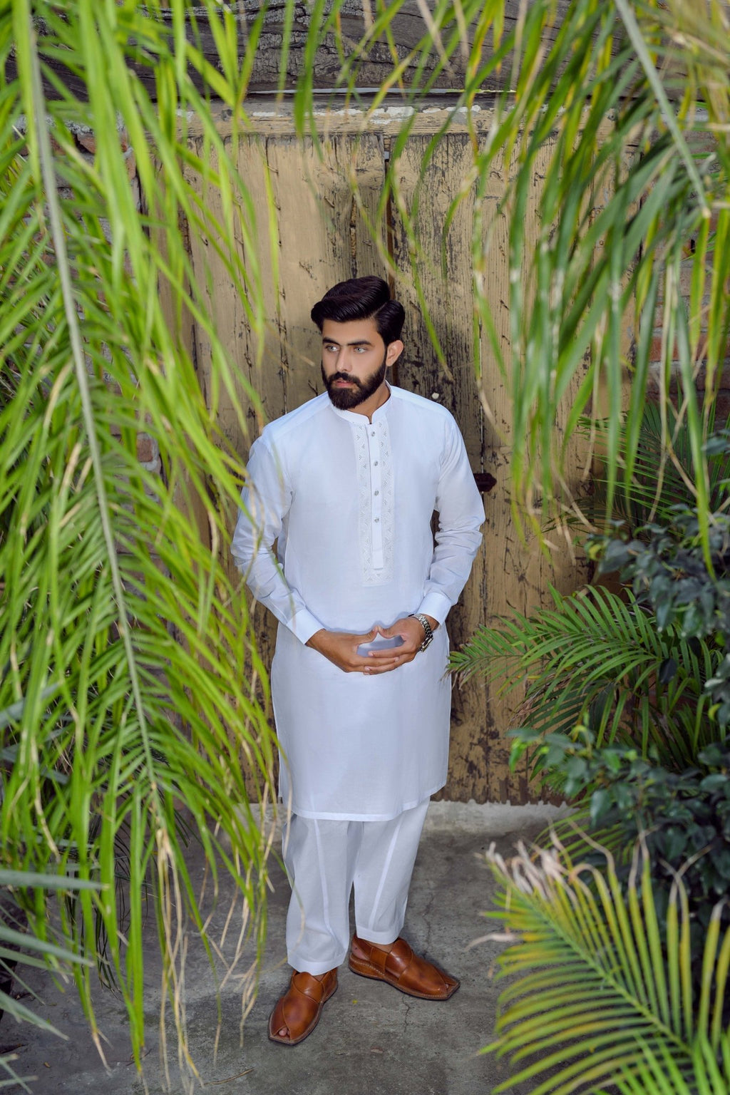 RAEES - Unstitched Embroidered Collection D-2 - Faateh Store