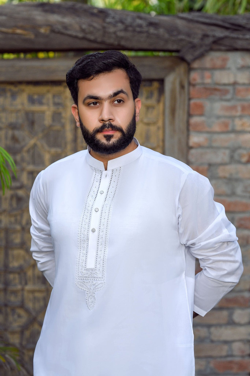 RAEES - Unstitched Embroidered Collection D-4 - Faateh Store