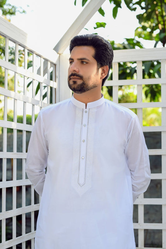 RAEES - Unstitched Embroidered Collection D-5 - Faateh Store